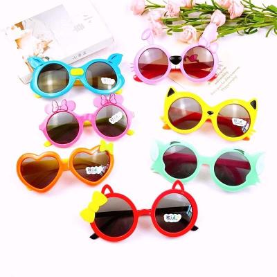 China Cute Baby Toy Sunshade Sunglasses Fashionable Cartoon Kids Sports Sunglasses Anti UV Sun Glasses for sale