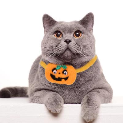 China New Viable Custom Cheap Cute Pet Cat Accessories Christmas Halloween Pet Cat Collars Dog Collars for sale