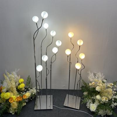 China Wedding Unique Style Bendable Many Heads Around White Bulb Design Wedding Decoration Road Guide Road Light for sale