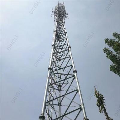 China O mergulho quente galvanizou a torre de antena de aço tubular de 3 ou 4 telecomunicações da torre dos pés à venda