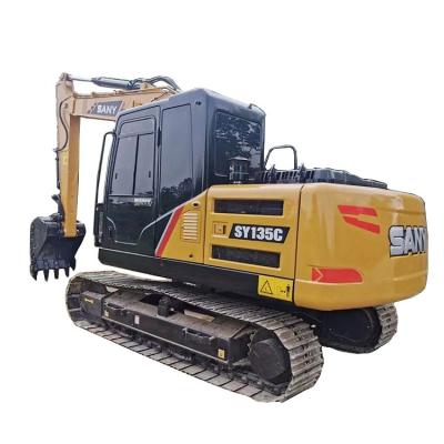 Chine Low price sale of original hydraulic track type Sany SY135 second-hand excavator and hook machine à vendre