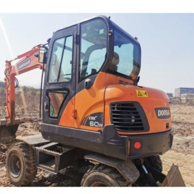 China Gebruikte Doosan DH60-7 Graafmachine Crawler DH60 60W Met 0,21m3 Emmer Capaciteit Te koop