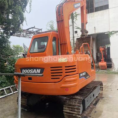 Cina Escavatori Doosan DH80 da 8 tonnellate usati con valvola idraulica originale in buone condizioni in vendita