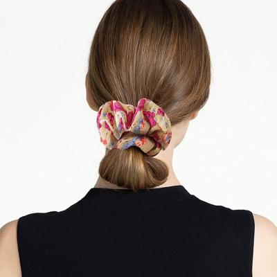 China Hair Tie Heart-Shaped Hair Clip Fits Baby's Valentine's Day Hairpin for sale