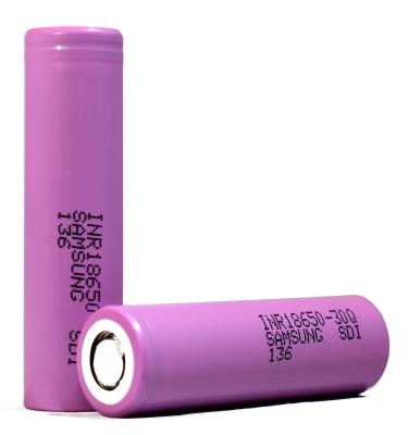 China Toys INR18650 30Q rechargeable battery 3000mah 15amp 18650 Li-ion battery 3.7v cells for sale