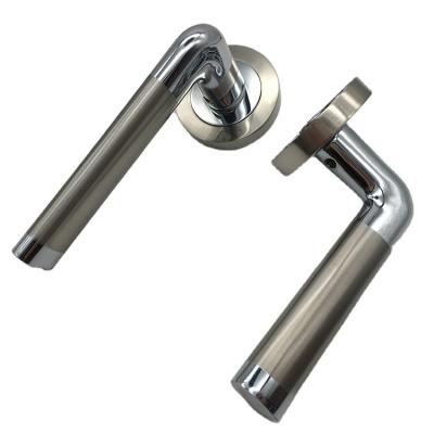 China Modern Hot Sale Silver Zinc Alloy Unique Internal Door Handle Locks For Bathroom for sale