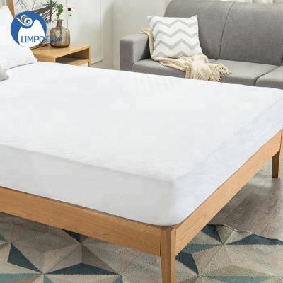 China Waterproof Waterproof Hypoallergenic Durable In Multiple Sizes Mattress Protector With Elastic Fitted Skirt for sale