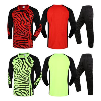 China Square 2021 Retro Long Sleeve Sublimation Kit Training Mens Football Jersey Soccer Uniforms for sale