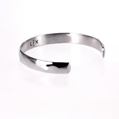 China 2021 Newest Wholesale CLASSIQUE Bracelets 316l Stainless Steel Jewelry For Women for sale