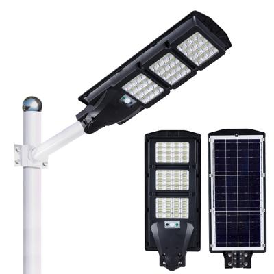 China High Quality 40W 80W 120W 150W Garden Playground Solar Street Light Yard 2 Years Warranty for sale