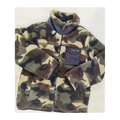 China Anti-wrinkle Customized Good Quality 100% Polyester Camouflage Sherpa Winter Kids Jackets for sale