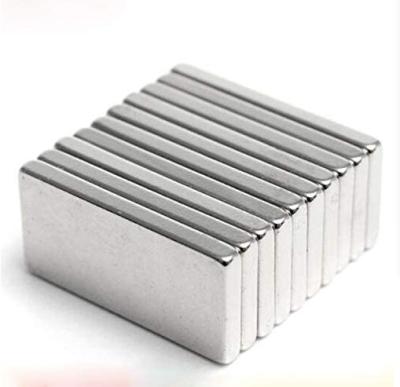 China Industrial Rare Earth Magnet Price Nickel-Coating Rectangle Super Strong Neodymium Strong Magnet N52 Magnet for sale