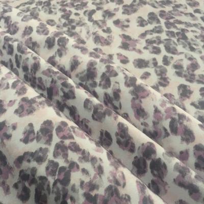 China Metallic Apply To Color Polyester Chemical Fiber Fabrics Fabrics Washable Womens Clothing Durability for sale