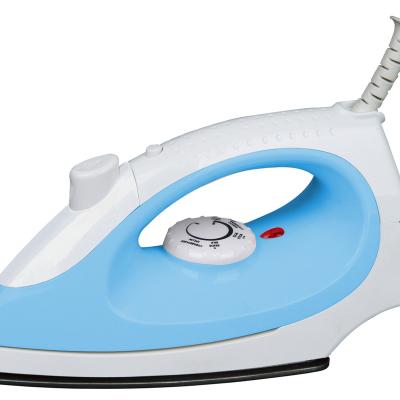 China Hotel Selling 1000W Quick Nice Appearance White Blue Electric Industrial Dry Steam Iron High Quality Portable Hot à venda