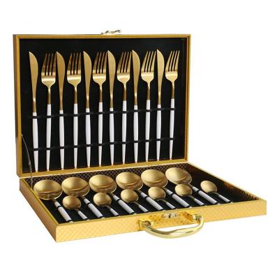 China Stocked Luxury 24pc Cutlery Set Dinner Set Gold Wooden Box Dinnerware Set Stainless Steel Dinnerware With Gift Box For Western Food for sale