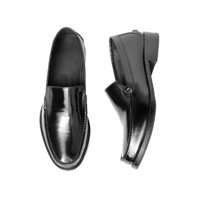 China VIKEDUO Durable Handcrafted Daily Wearing Italian Cowhide Mens Smooth Shiny Loafers Shoes Antique Black Leather Mature Male Shoes for sale