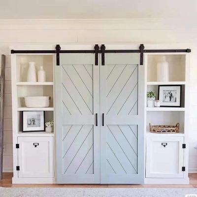 China Hot Selling Easy Installation Antique Style Barn Door Set Wood Sliding Single Sliding Horse Sliding Pen Barn Door for sale