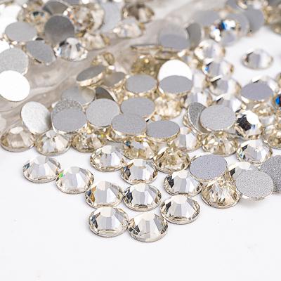 China XN Shinning Customized Sizes Bulk Silver Back Non Hotfix Flatback Crystal Rhinestones Crystal Rhinestones Wholesale Package ss3-ss30 for sale