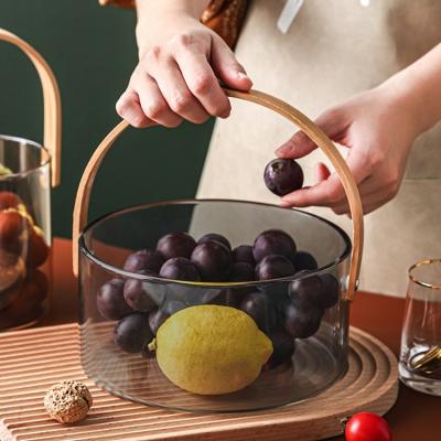 China 2500ml Nordic Style Portable Glass Fruit Dish Transparent Ice Bucket Salad Bowl Snacks Fruit Storage Basket With Wooden Handle for sale