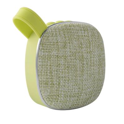 China No 2019 Newest Radio Speaks Portable Fabric USB Speaker for sale