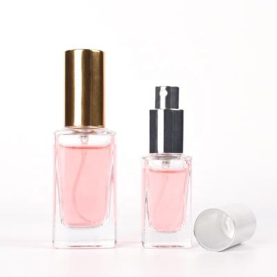 China Cosmetic Ru Star Good Price Thick Base Square 15ml 30ml Perfume Spray Bottle With Gold Silver Lid for sale