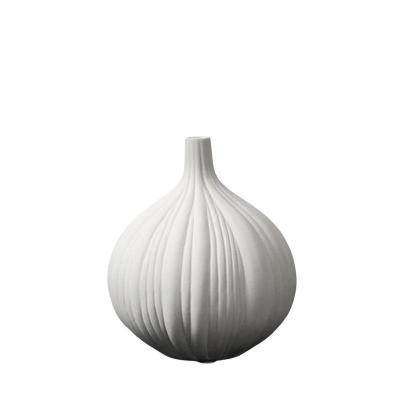 China Minimalist Modern high quality luxury white ceramic vases for home decor for sale