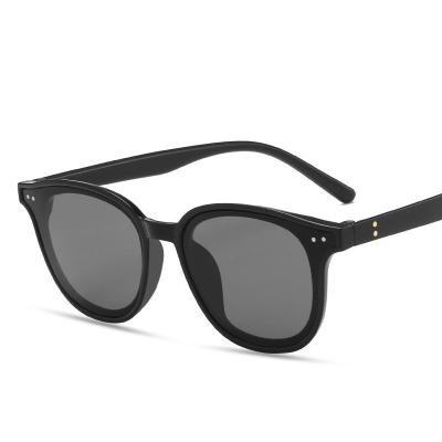 China Retro fashion sunglasses korean eyewear vintage sun glass street beat sunglasses for sale