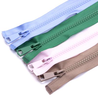 China 5# Guarantee Plastic Plastic Zipper Multicolor Eco-friendly Quality Zipper for sale