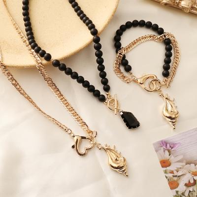 China TRENDY Vintage Heart Shaped Multilayer Necklaces For Women for sale