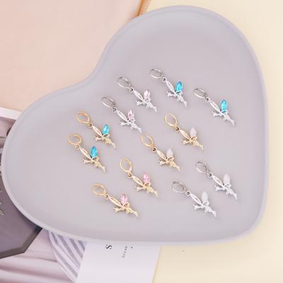 China CIO FASHIONABLE Style New Angel Earrings For Women Trend Jewelry 2021 for sale