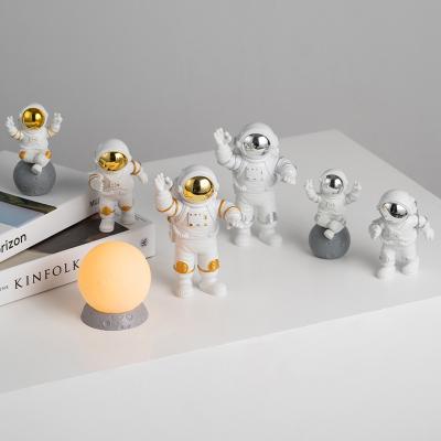 China New Europe Minifigure Creative Home Office Decor Modern Astronaut Spaceman Plastic Crafts Ornaments for sale