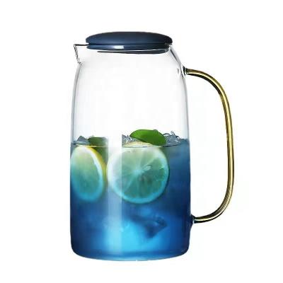 China Viable Chinese Borosilicate Glass Juice and Iced Tea Beverage Carafe Glass Water Pitcher Blue Color Water Jug With Lid for sale