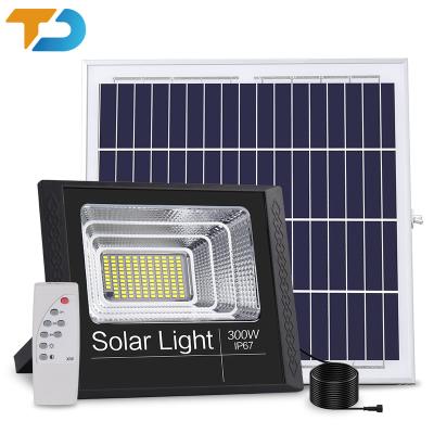 China Hotel 300W panel ip67 waterproof DC12v flood led light Solar Flood Lights for sale