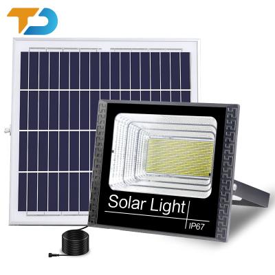 China Garden garden light led solar light ip67 outdoor 60w 100w 200w 300w  solar flood light for sale