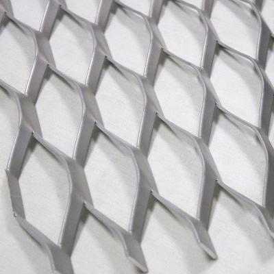 China Plain Weave Diamond Metal Pattern Expanded Mesh Backing for sale