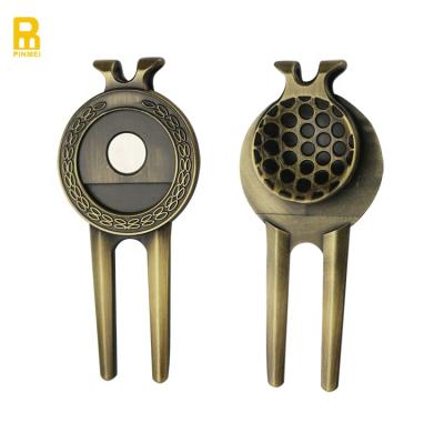 China High Quality Golf Event Repair Tool Custom Golf Pitch Tools Fork Bulk Metal Golf Digging Tool For Golf for sale