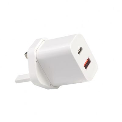 Chine 1A+1C Chargeur de voyage USB Chargeur rapide Type C Chargeur à paroi rapide de 30 W UK Qc à vendre