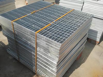 China Light Duty Galvanized Steel Grating 0.5x1M Welded Floor Bar Grating for sale