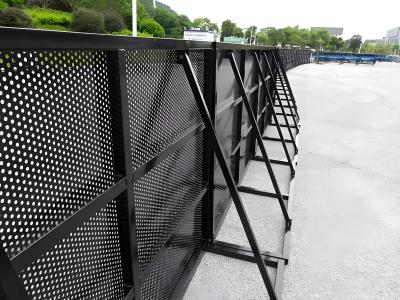 Chine Barrière anti-explosion pliante noire 1,5 M Barrières pour concert et foule à vendre