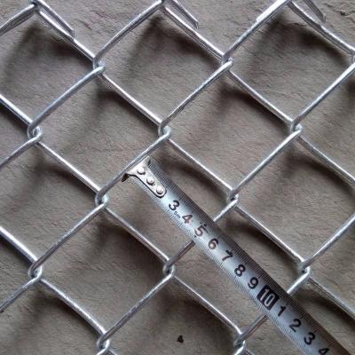 China Privacy Security Protection Easy Assemble Hot Dipped Galvanized Chain Link Fence for sale