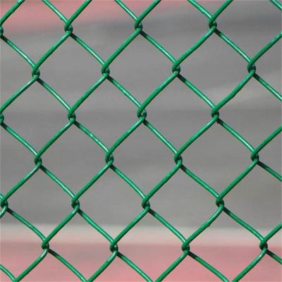 China 100ft Galvanized Black Chain Link Fence Cyclone Wire Mesh Fence Panel Chain Link Fence For Sport Game for sale