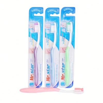 China Good Price Fashion Collapsible Attractive Design Yara Toothbrush for sale