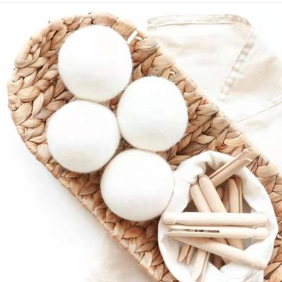 China SANITAIRE 100% Handmade Organic New Zealand Wool Laundry Dryer Balls 6 Pack With Cotton Bag for sale