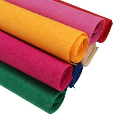 China 100% Durable Excellent Pet Nonwoven Needle Punched Felt Nonwoven for sale