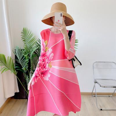 China 2022 new summer new printing hot pleated dress anti-static wholesale women's loose dress upper sense large for sale