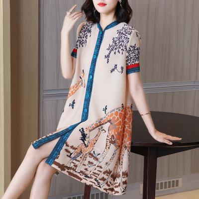 China ESD Middle-aged Mother Wearing Western Style Printed Short Sleeve Pleated Dress for sale