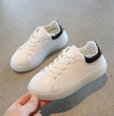 China 2019 cy13018a wholesale boy girl breathable kids school casual sneakers walking sport breathable shoes for sale