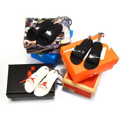 China 2023 Hot Selling Mini Shoes 3d Sneaker Slipper Car Rubber Brand Bulk Basketball Shoe Key Chain Key Chain With Box for sale