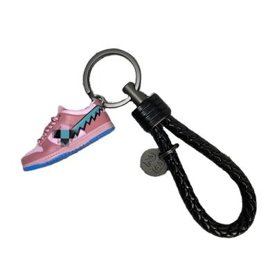 China 3D sneakers key chain fashion plastic fast shipping creative bracelet shoes key chain zapatos wholesale al llavero por mayor for sale