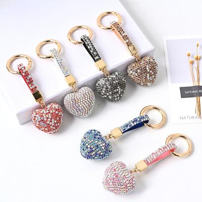 China Hot Selling Rhinestone Heart Butterfly Key Chain Rhinestone Woman Charm Bag Zinc Alloy Key Chain Pendants 2023 for sale